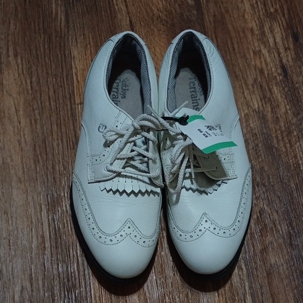 Womens's White Brogue Golf Shoes